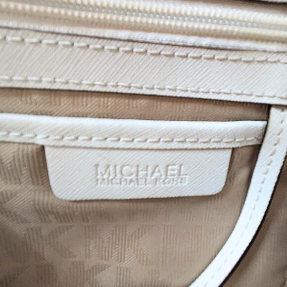 Pre-owned Michael Kors Saffiano Leather Savannah Medium Satchel Handbag - Picture 7 of 7